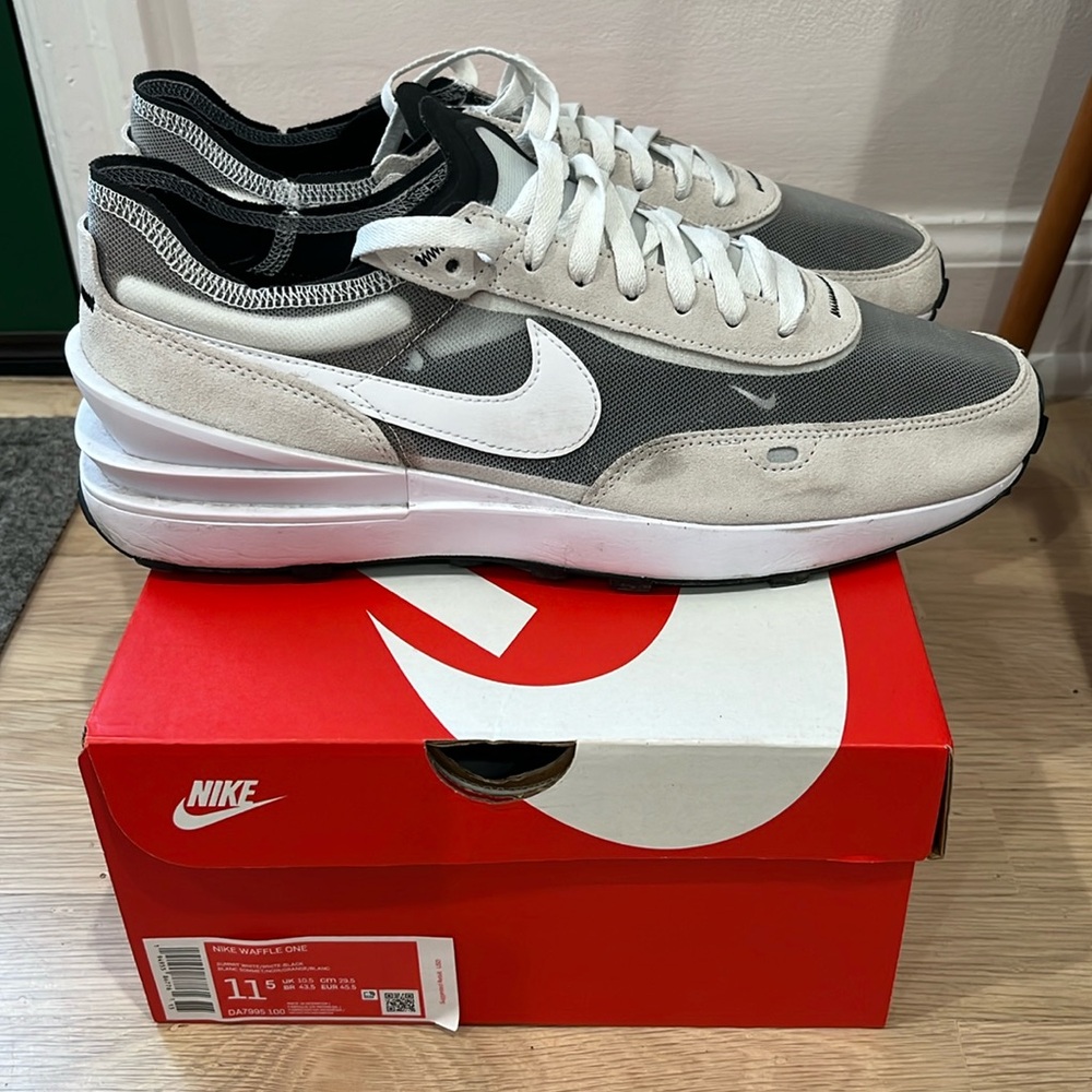 Nike Waffle One